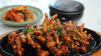 青島特斯特醬鹵復(fù)合調(diào)味料制作五香鳳爪的方法