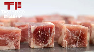 重組牛肉粒顆顆飽滿滿嘴留香！